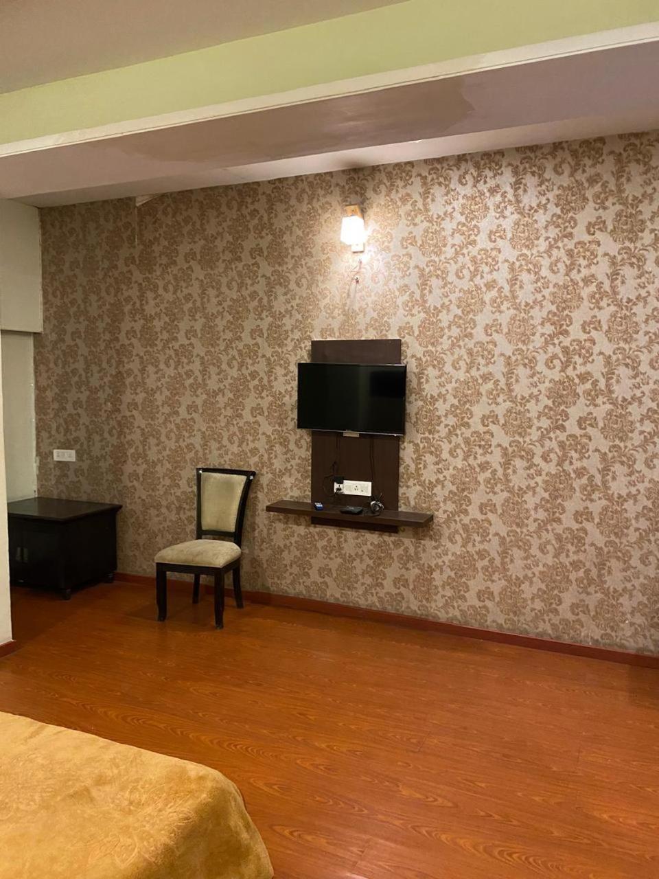 נאגפור Hotel Skylark מראה חיצוני תמונה